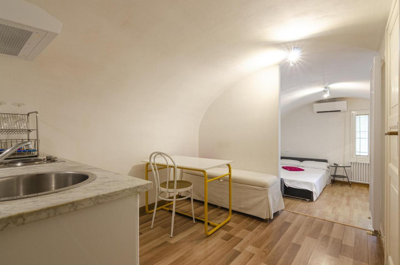 Studio Nel Cuore Della Citta' By Wonderful Italy Bolonia Exterior foto